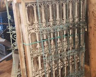 ANTIQUE WROTH IRON 1800'S