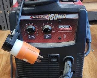 LINCOLN 180HD WELDER WORKING