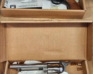 TRAINING PISTOLS, STARTER PISTOLS