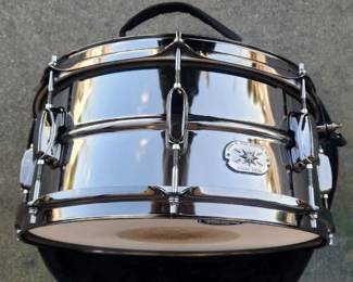 DRUM IN CASE
