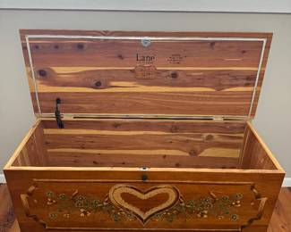 Lane Antique Cedar Hope Chest