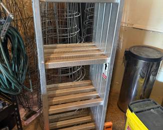 Aluminum Expandable 16’ Ladder