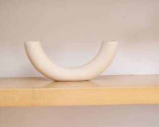 Minimalist decor piece