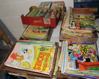 Archie and Richie Rich comics, vintage
