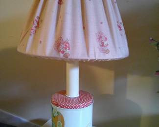 Strawberry Shortcake Lamp (works)