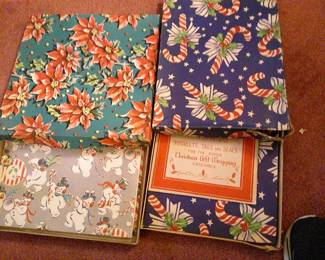 Vintage Christmas Wrap in Box