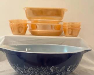 Pyrex Colonial Mist Mixing Bowl  Fire King Peach Lustre Set