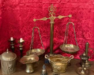 Vintage Brass Decor Featuring a Balance Scale and Assorted Accent Pieces.