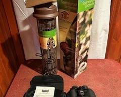 Birdfeeder and binoculars