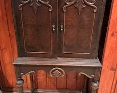 ANTIQUE CABINET 