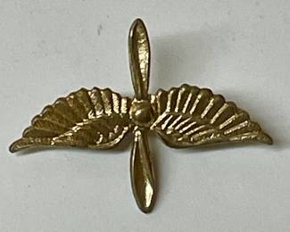 ORIGINAL WWII US ARMY AIR FORCE PILOT COLLAR INSIGNIA
