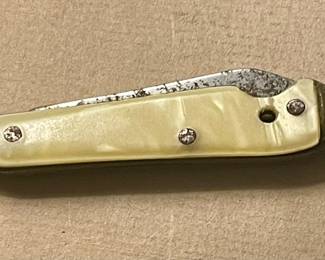 VINTAGE/ANTIQUE POCKET KNIFE