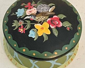 TOLE PAINTED TRINKET BOX