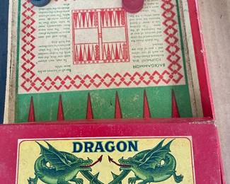 ANTIQUE 1930s BACKGAMMON/CHECKERS BOARD SET