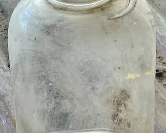 ANTIQUE DOUBLE BALE JAR