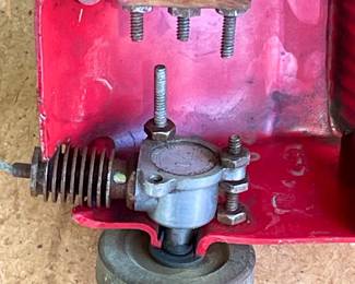 VINTAGE 50'S SAUNDERS FRICTION-POWERED HOT ROD TOY