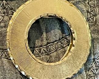 SILVER TONE RING  SCARF CLUTCH