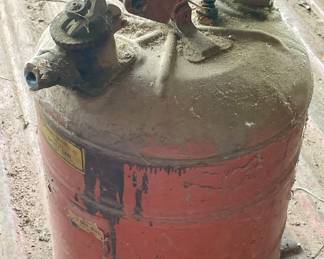 VINTAGE UL SAFETY FUEL CAN