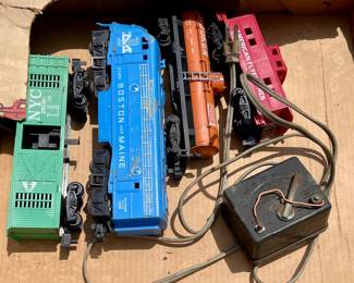 VINTAGE 1961 A.C. GILBERT AMERICAN FLYER ELECTRIC TRAIN "BULLET" SET BOX WITH 4-CARS AND CONTROLLER