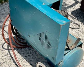 CO-OP HEAVY DUTY AIR COMPRESSOR