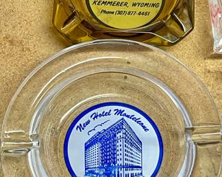 VINTAGE/ANTIQUE ASHTRAYS - THE NEW ANTLER MOTEL, NEW HOTEL MONTELEONE