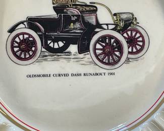Large Vintage Hyalyn Ashtray