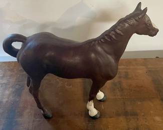 VINTAGE CERAMIC HORSE