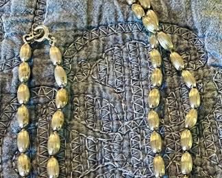 BEADED NECKLACE