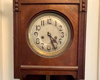 ANTIQUE PENDULUM CLOCK 