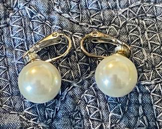 CLIP EARRINGS