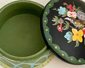 TOLE PAINTED TRINKET BOX