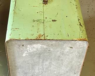 ANTIQUE DR. PEPPER COOLER