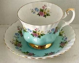 TEA CUP/SAUCER