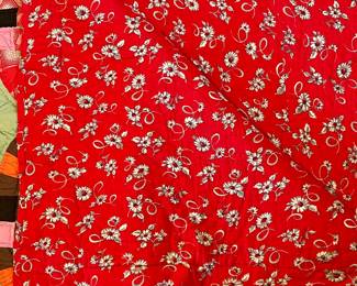 ANTIQUE RING QUILT  -  FULL
