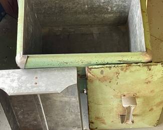 ANTIQUE DR. PEPPER COOLER