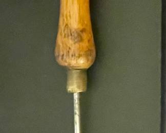 VINTAGE SCRATCH AWL