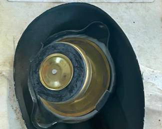VINTAGE VALU-BILT FANCY RADIATOR CAP