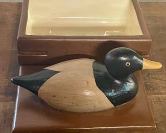 VINTAGE CERAMIC CIGARETTE BOX