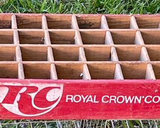 VINTAGE/ANTIQUE RC ROYAL CROWN COLA  CRATE  -  EXCELLENT CONDITION