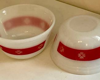 ANTIQUE "HEAT PROOF" BOWLS