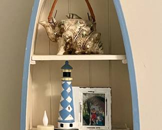 BOAT SHELF, MISC. BEACH DECOR 