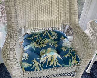 VINYL WICKER CHAIR