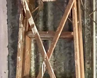 VINTAGE/ANTIQUE WOODEN LADDER