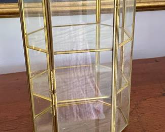SMALL GLASS/BRASS CURIO