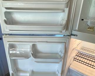KENMORE HI/LO FRIDGE/FREEZER