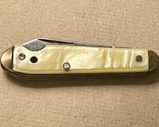 VINTAGE/ANTIQUE POCKET KNIFE