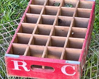 VINTAGE/ANTIQUE RC ROYAL CROWN COLA  CRATE  -  EXCELLENT CONDITION