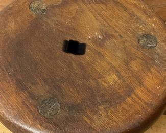 ANTIQUE MILKING STOOL