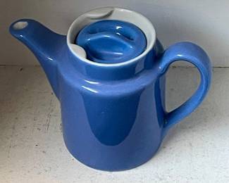 SMALL TEAPOT - HALL