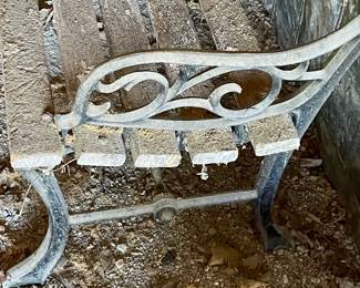 BENCH